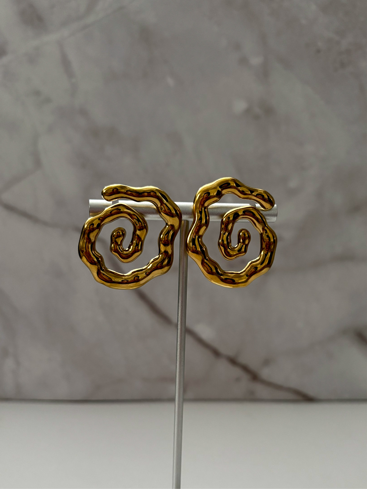 Whirl earrings