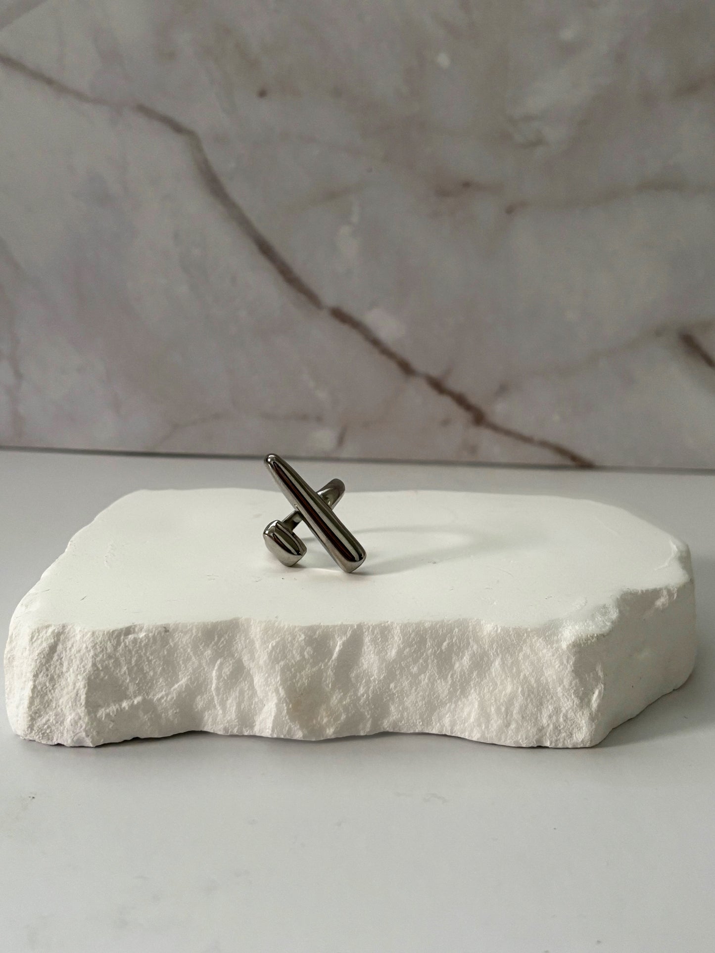 Chrome bar ring