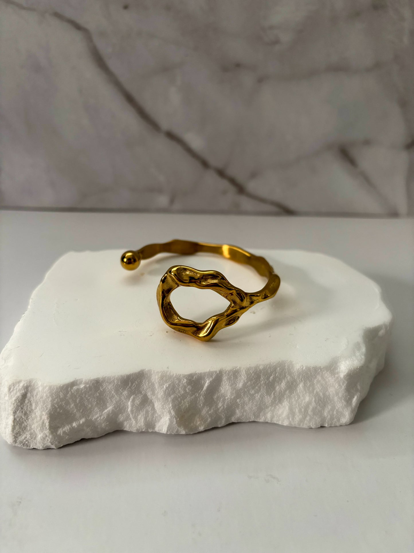 Fracture cuff