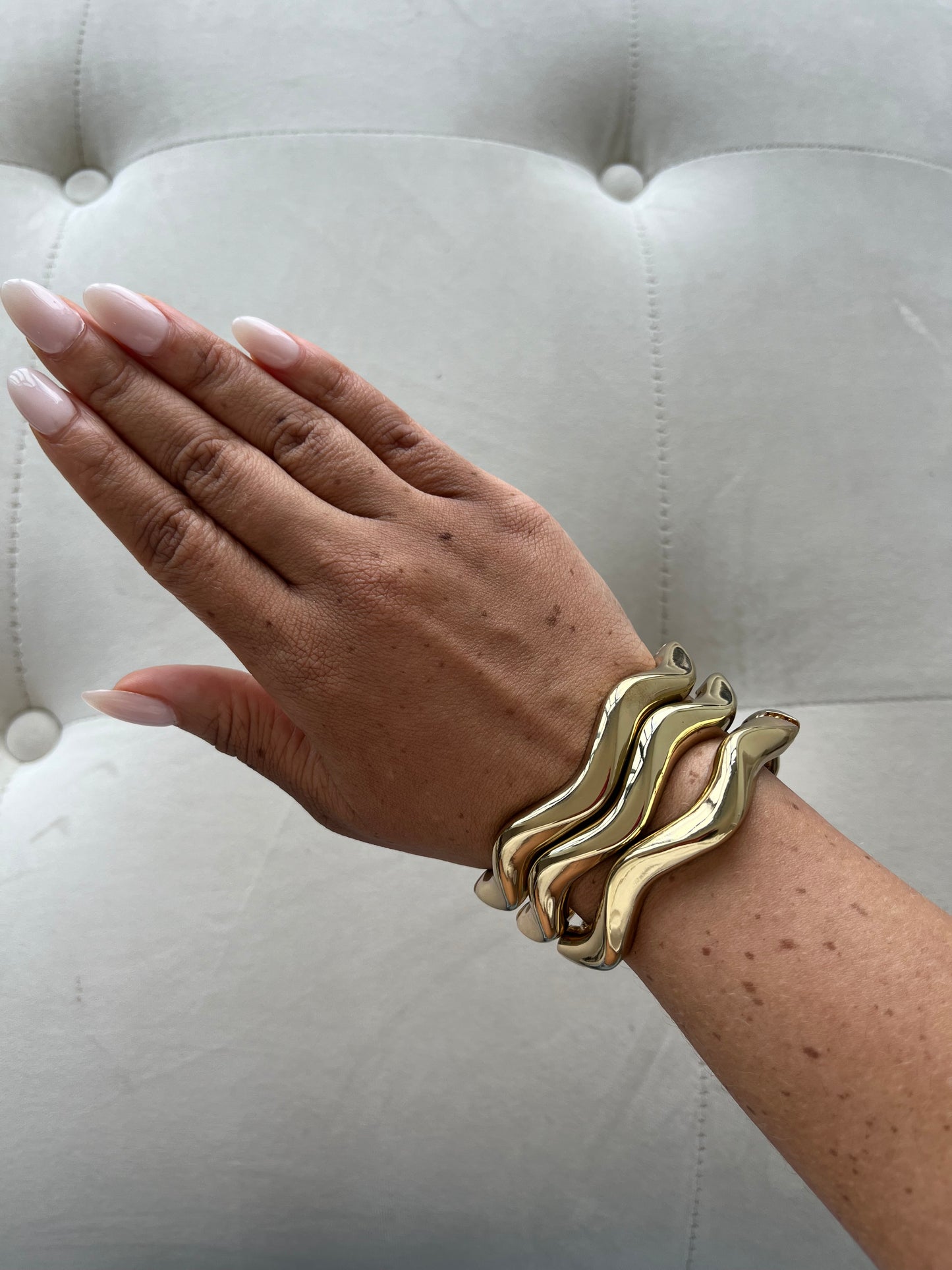 Gold Wave bangle set