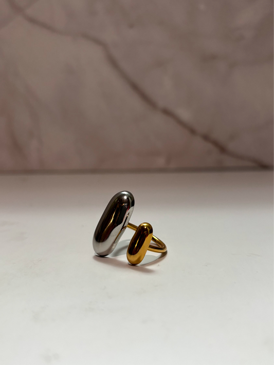 Fuse two tone ring