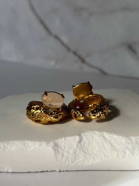 Lune ring