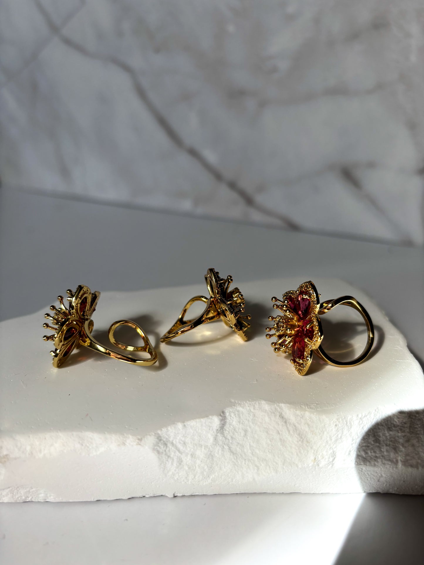 Bloom ring