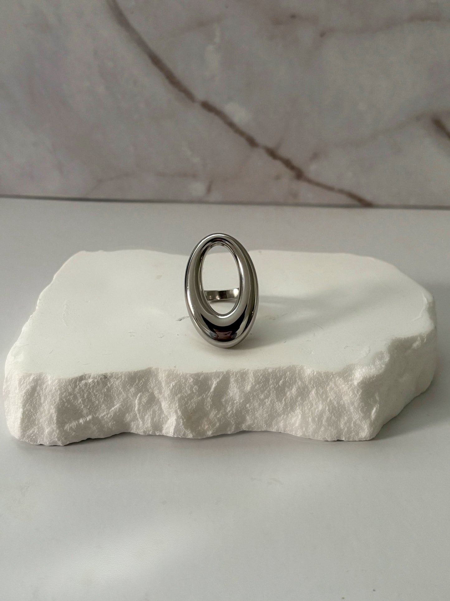 Block signal chrome ring