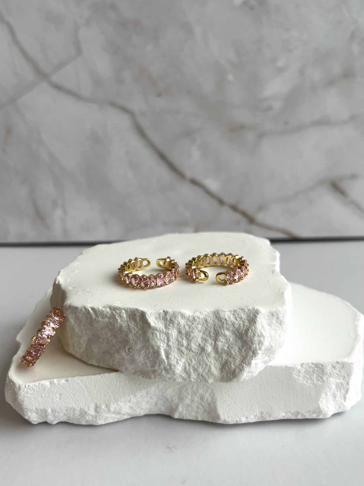 Gold pink stone ring