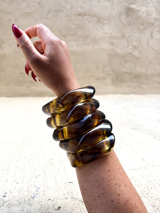 Smoke break bangle