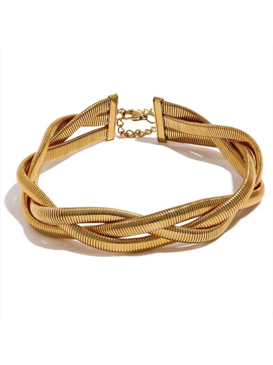 Interlock necklace